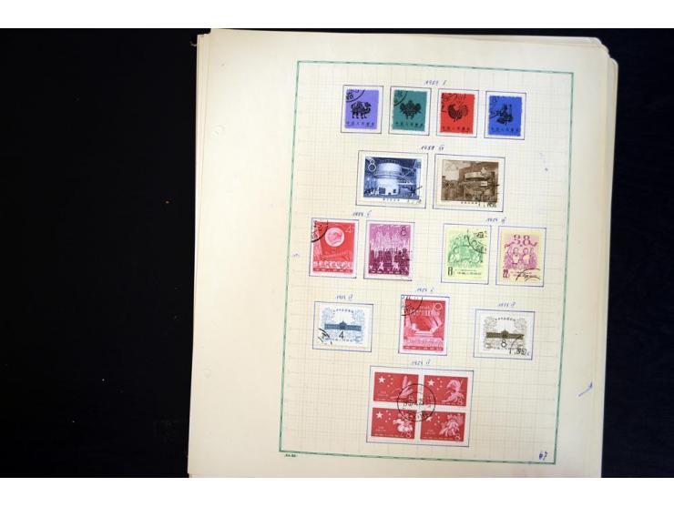 1949/1990, ungebrauchte und gestempelte Sammlung mit vielen guten Werten und Blockausgaben, dabei Bl.6-7 und 9 postfrisch sow