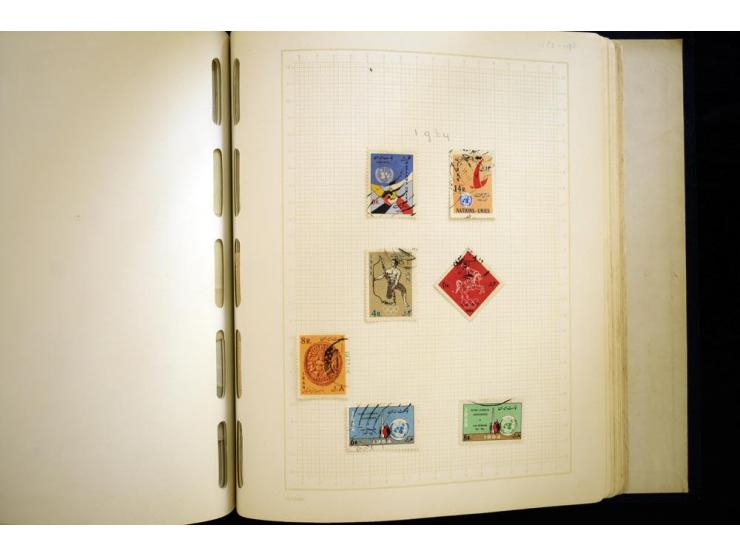 1880/1960 (ca.), Partie im Karton, dabei Aufständischenmarken. etc.