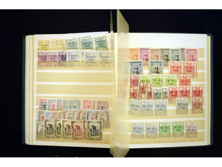 1880/1960 (ca.), Partie im Karton, dabei Aufständischenmarken. etc.