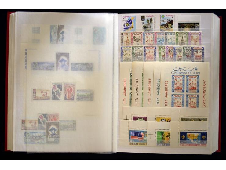 PFADFINDER (SCOUTS): 1918/83 (ca.), fast ausschließlich postfrische, sehr reichhaltige Sammlung, dabei Blocks, Gold- und Silb