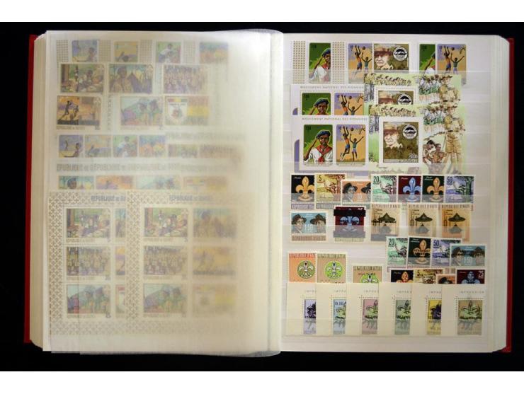 PFADFINDER (SCOUTS): 1918/83 (ca.), fast ausschließlich postfrische, sehr reichhaltige Sammlung, dabei Blocks, Gold- und Silb