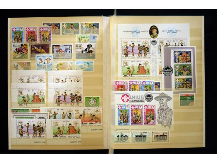 PFADFINDER (SCOUTS): 1918/83 (ca.), fast ausschließlich postfrische, sehr reichhaltige Sammlung, dabei Blocks, Gold- und Silb