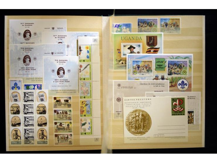 PFADFINDER (SCOUTS): 1918/83 (ca.), fast ausschließlich postfrische, sehr reichhaltige Sammlung, dabei Blocks, Gold- und Silb