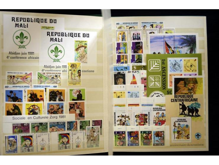 PFADFINDER (SCOUTS): 1918/83 (ca.), fast ausschließlich postfrische, sehr reichhaltige Sammlung, dabei Blocks, Gold- und Silb