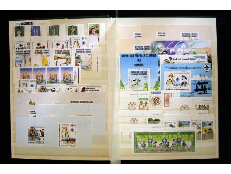 PFADFINDER (SCOUTS): 1918/83 (ca.), fast ausschließlich postfrische, sehr reichhaltige Sammlung, dabei Blocks, Gold- und Silb