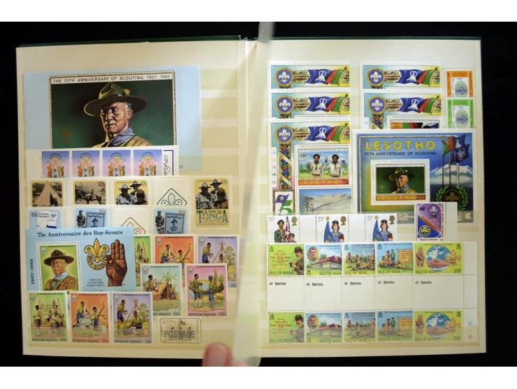 PFADFINDER (SCOUTS): 1918/83 (ca.), fast ausschließlich postfrische, sehr reichhaltige Sammlung, dabei Blocks, Gold- und Silb