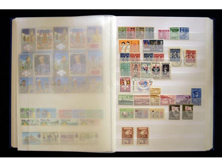 PFADFINDER (SCOUTS): 1918/83 (ca.), fast ausschließlich postfrische, sehr reichhaltige Sammlung, dabei Blocks, Gold- und Silb
