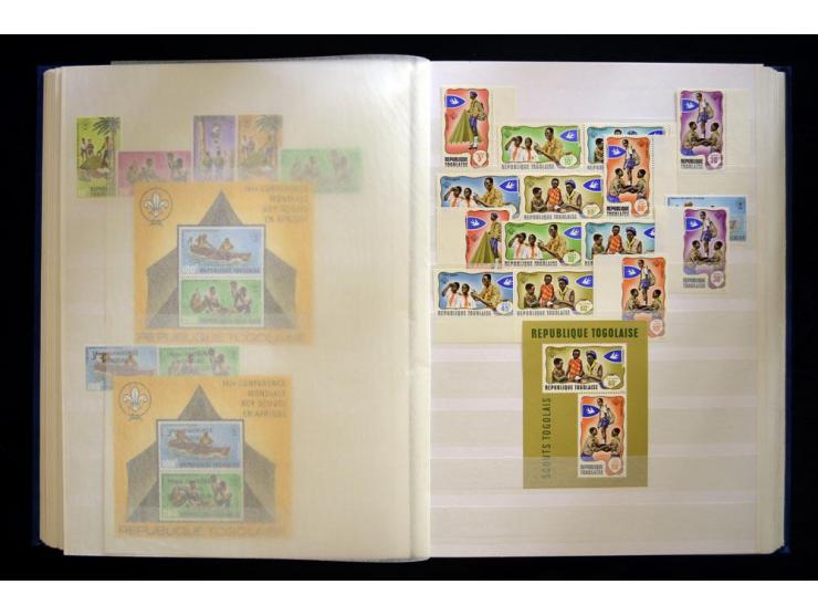 PFADFINDER (SCOUTS): 1918/83 (ca.), fast ausschließlich postfrische, sehr reichhaltige Sammlung, dabei Blocks, Gold- und Silb