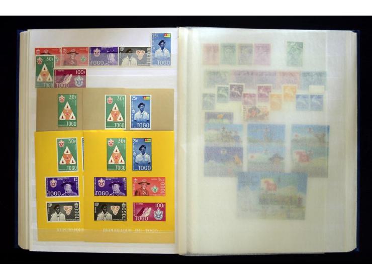 PFADFINDER (SCOUTS): 1918/83 (ca.), fast ausschließlich postfrische, sehr reichhaltige Sammlung, dabei Blocks, Gold- und Silb