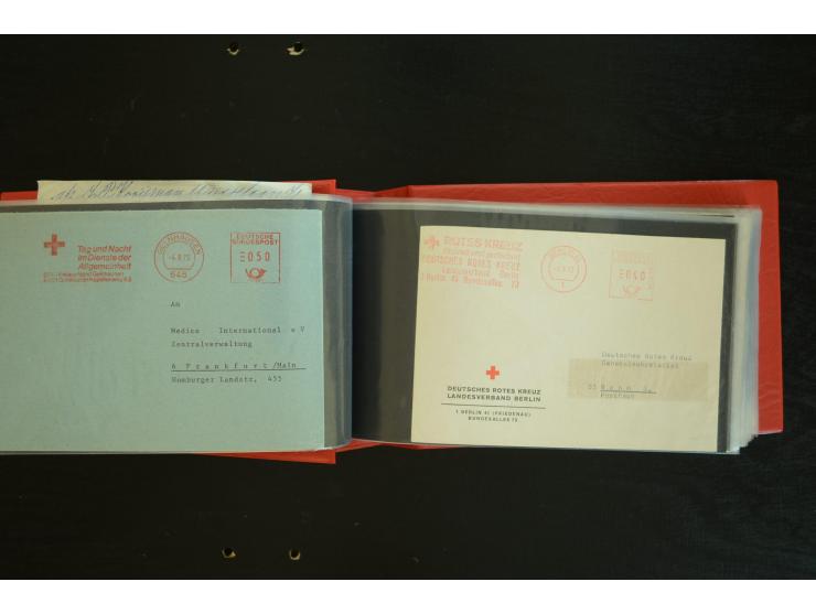  ROTES KREUZ: 1872/1990, umfangreicher Bestand mit einigen hundert Briefen, dabei viel Feldpost- und KGF-Belege, Sonder- und 