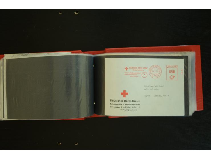  ROTES KREUZ: 1872/1990, umfangreicher Bestand mit einigen hundert Briefen, dabei viel Feldpost- und KGF-Belege, Sonder- und 