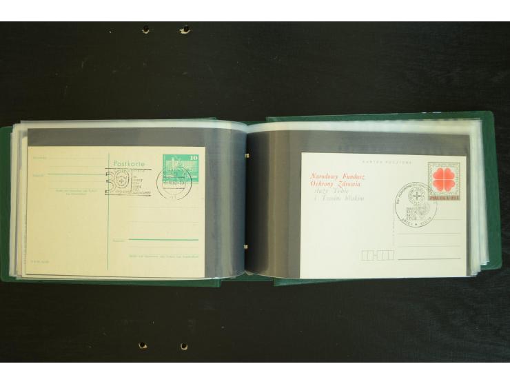  ROTES KREUZ: 1872/1990, umfangreicher Bestand mit einigen hundert Briefen, dabei viel Feldpost- und KGF-Belege, Sonder- und 