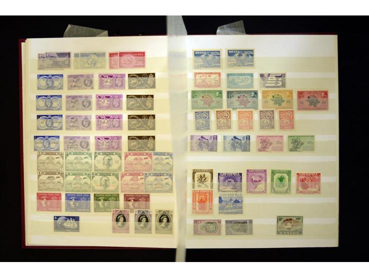 UPU: 1904/70, sehr schöne und umfangreiche Sammlung, dabei viele gute Werte und Ausgaben wie z.B. Deutsches Reich Geschenkhef