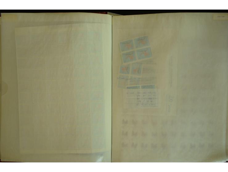 1961/71, postfrischer Bestand in Bogen und Bogenteilen (SG nach Angabe des Einlieferers ca. £ 27.600,-)