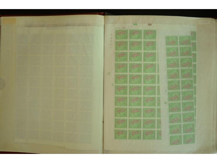 1961/71, postfrischer Bestand in Bogen und Bogenteilen (SG nach Angabe des Einlieferers ca. £ 27.600,-)