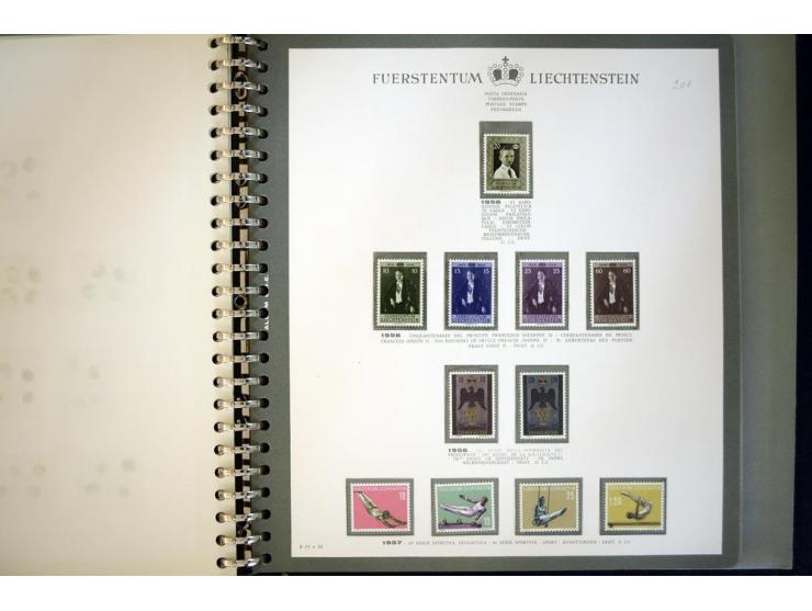 1912/62, postfrische und ungebrauchte Sammlung, bis auf Bl.1 in den Hauptnummern anscheinend kpl. Sammlung mit Dienst und Por