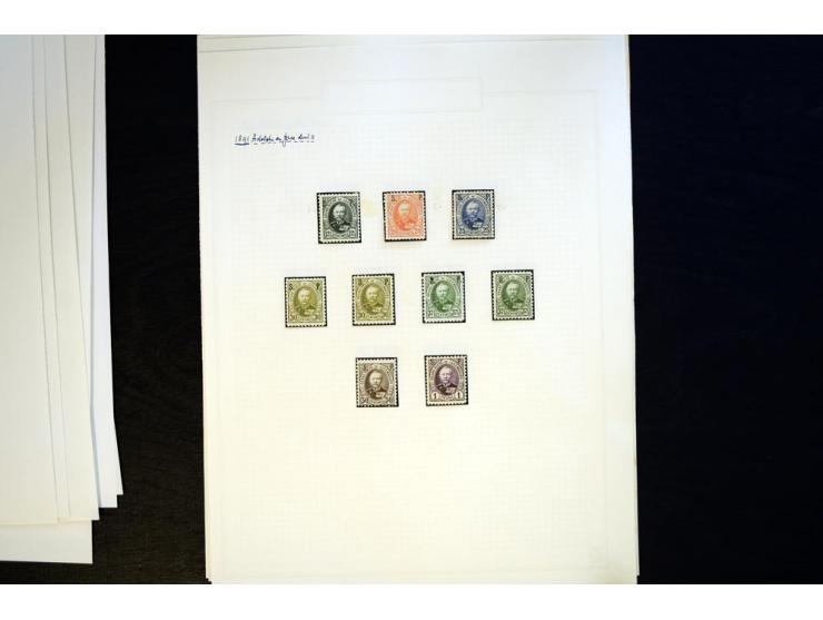 1883/1922 (ca.), kleine Spezialsammlung mit div. Zähnungen, Abarten, zwei Kleinbogen, etc.