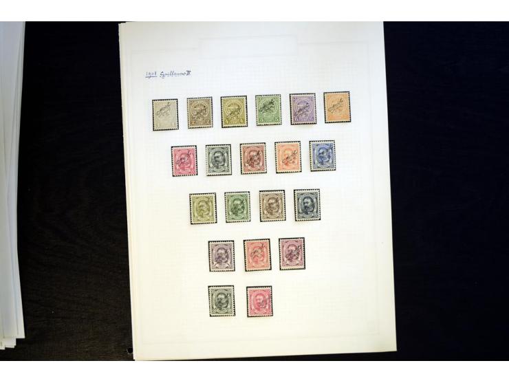 1883/1922 (ca.), kleine Spezialsammlung mit div. Zähnungen, Abarten, zwei Kleinbogen, etc.