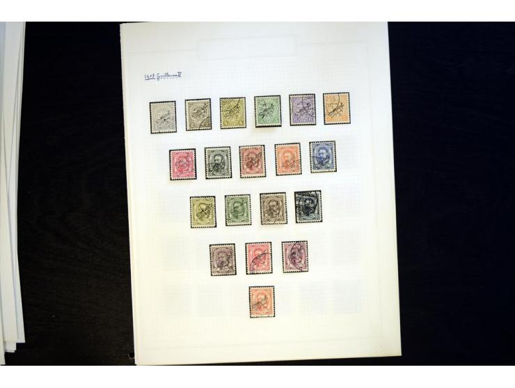 1883/1922 (ca.), kleine Spezialsammlung mit div. Zähnungen, Abarten, zwei Kleinbogen, etc.