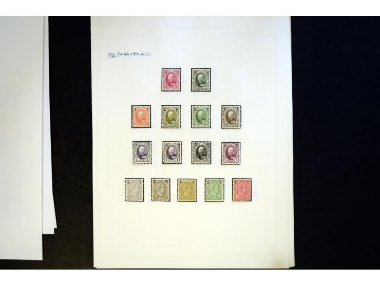 1883/1922 (ca.), kleine Spezialsammlung mit div. Zähnungen, Abarten, zwei Kleinbogen, etc.