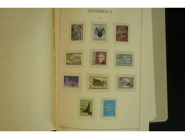 1945/2004, postfrische kpl. Sammlung mit Mi.-Nr. 772-75B, 772-75 KLB, VI-VII (Fotoattest Raybaudi) etc.