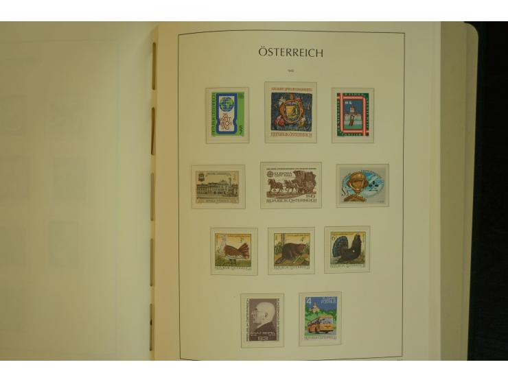1945/2004, postfrische kpl. Sammlung mit Mi.-Nr. 772-75B, 772-75 KLB, VI-VII (Fotoattest Raybaudi) etc.