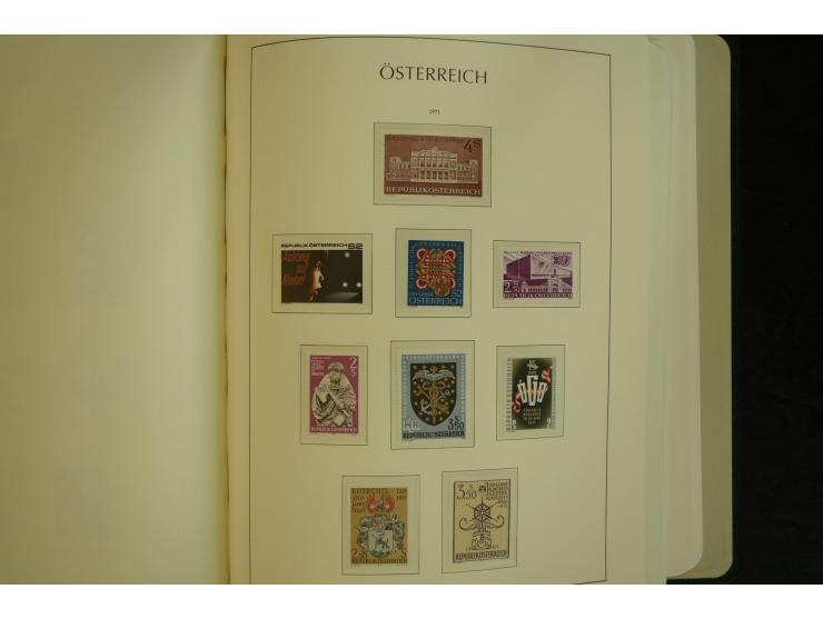 1945/2004, postfrische kpl. Sammlung mit Mi.-Nr. 772-75B, 772-75 KLB, VI-VII (Fotoattest Raybaudi) etc.