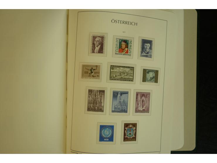 1945/2004, postfrische kpl. Sammlung mit Mi.-Nr. 772-75B, 772-75 KLB, VI-VII (Fotoattest Raybaudi) etc.