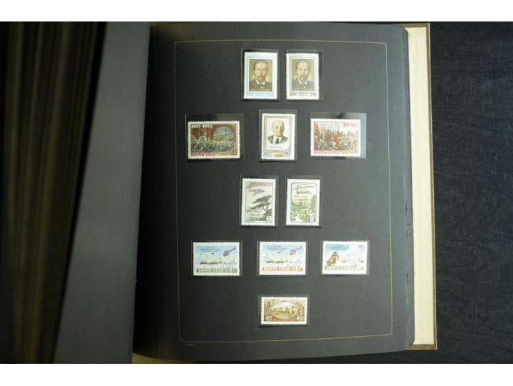 1908/91, postfrische, ungebrauchte und gestempelte Sammlung mit u.a. Mi.-Nr. 1527-34, Bl.11A, 33 etc., dazu Doubletten