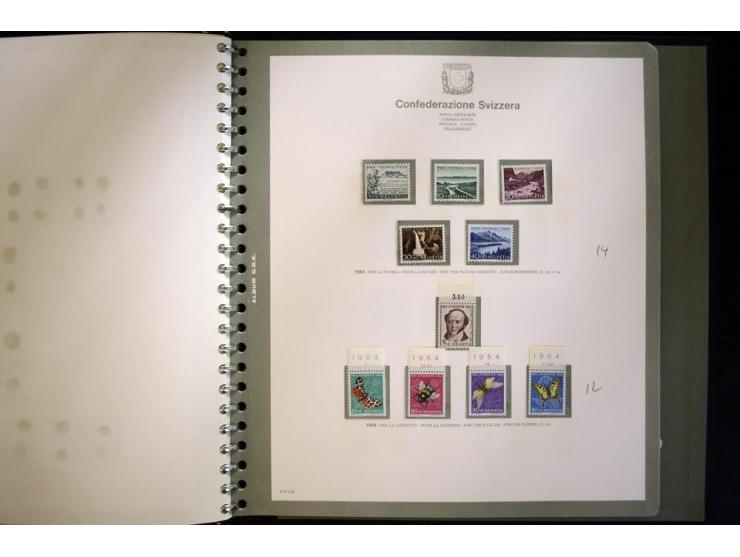 1900/63, postfrische und etwas ungebrauchte Sammlung mit u.a. Mi.-Nr. 73III (Fotoattest Rellstab), 110, 121-23 etc., im Bolaf