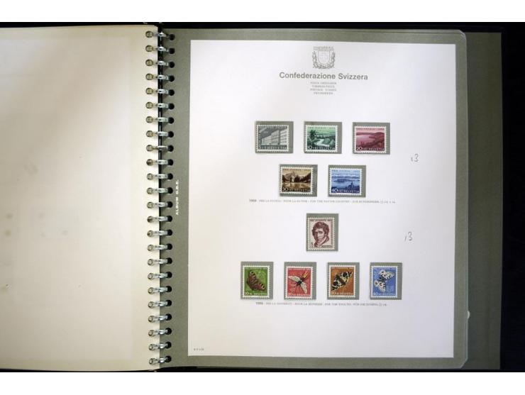 1900/63, postfrische und etwas ungebrauchte Sammlung mit u.a. Mi.-Nr. 73III (Fotoattest Rellstab), 110, 121-23 etc., im Bolaf