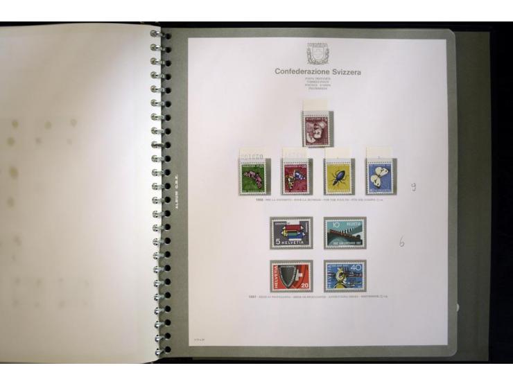 1900/63, postfrische und etwas ungebrauchte Sammlung mit u.a. Mi.-Nr. 73III (Fotoattest Rellstab), 110, 121-23 etc., im Bolaf