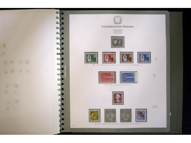 1900/63, postfrische und etwas ungebrauchte Sammlung mit u.a. Mi.-Nr. 73III (Fotoattest Rellstab), 110, 121-23 etc., im Bolaf