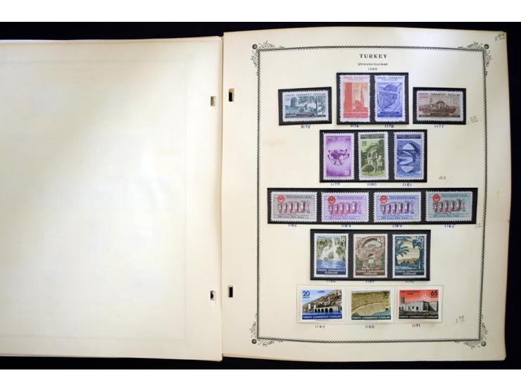 1863/1990, hochwertige Sammlung auf alten Scott-Blättern ab Mi.-Nr. 1 anfangs gemischt gesammelt, später meist ungebraucht/po