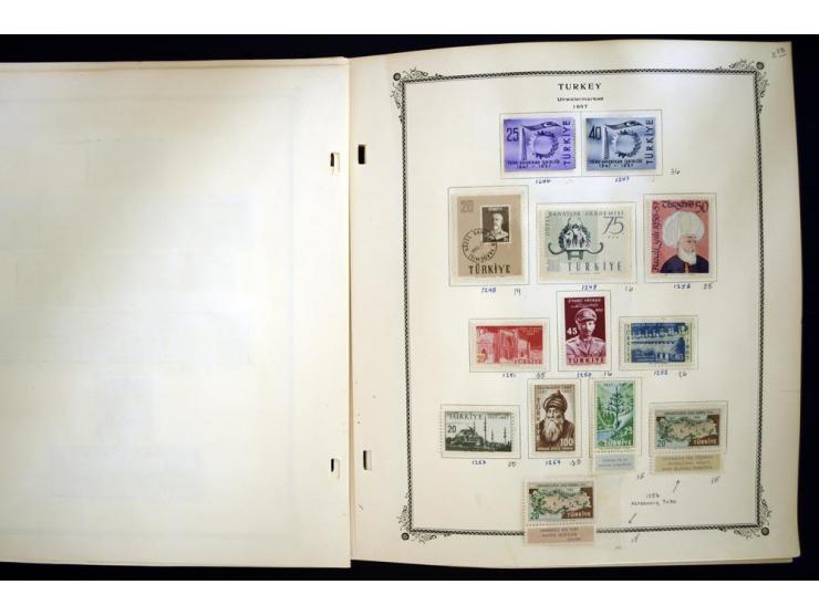 1863/1990, hochwertige Sammlung auf alten Scott-Blättern ab Mi.-Nr. 1 anfangs gemischt gesammelt, später meist ungebraucht/po