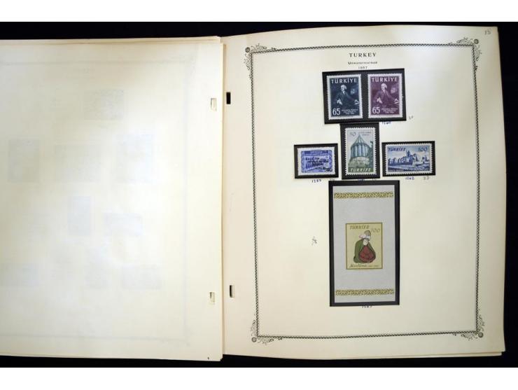 1863/1990, hochwertige Sammlung auf alten Scott-Blättern ab Mi.-Nr. 1 anfangs gemischt gesammelt, später meist ungebraucht/po