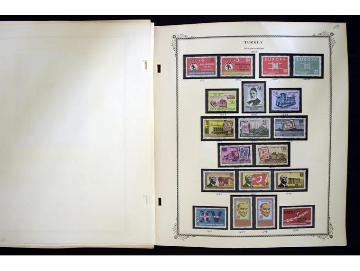 1863/1990, hochwertige Sammlung auf alten Scott-Blättern ab Mi.-Nr. 1 anfangs gemischt gesammelt, später meist ungebraucht/po