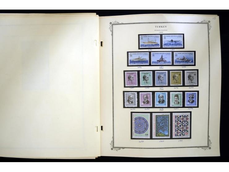 1863/1990, hochwertige Sammlung auf alten Scott-Blättern ab Mi.-Nr. 1 anfangs gemischt gesammelt, später meist ungebraucht/po