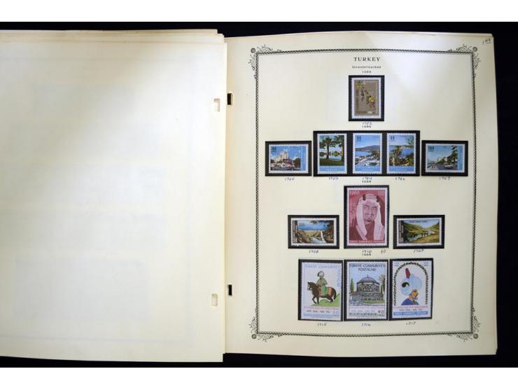 1863/1990, hochwertige Sammlung auf alten Scott-Blättern ab Mi.-Nr. 1 anfangs gemischt gesammelt, später meist ungebraucht/po