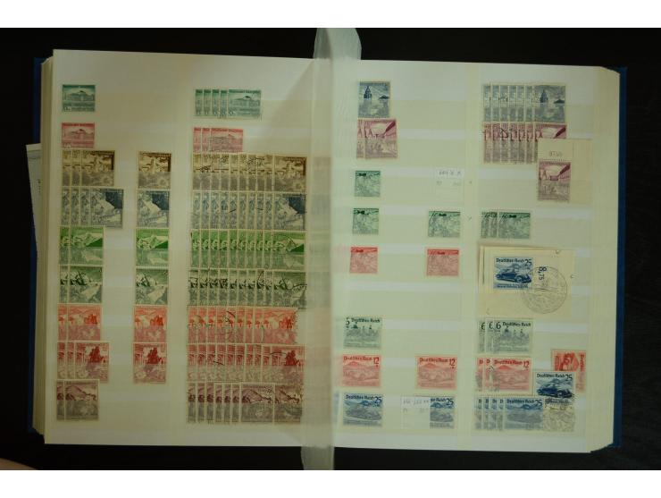 1902/45, postfrischer, ungebrauchter und gestempelter Bestand mit vielen guten Werten und Sätzen, Infla vieles signiert, ab W