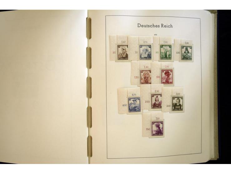 1923/45, sehr schöne vorwiegend postfrische, in den Hauptnummern augenscheinlich komplette Sammlung inkl. Dienst, dabei einig