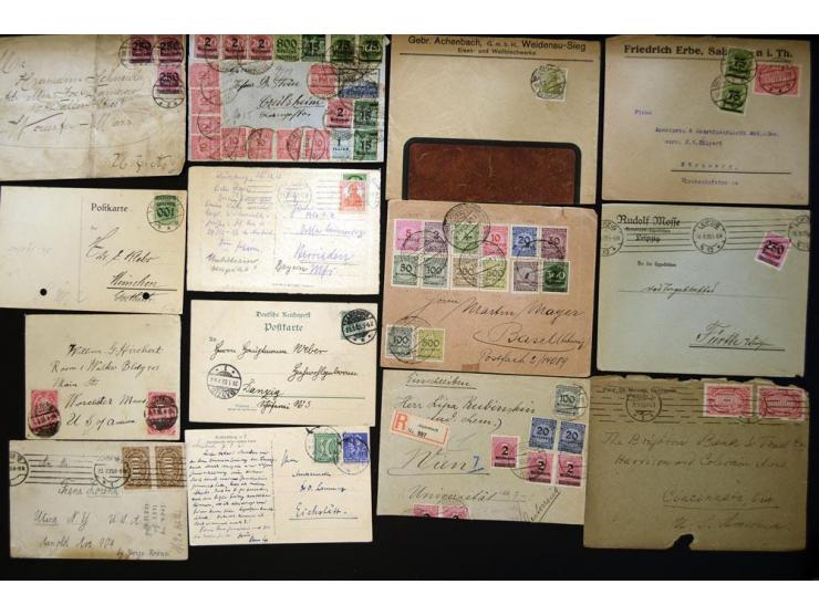 1920/1923, sehr umfangreicher Posten mit geschätzt 1000-1500 Briefen, Karten und Ganzsachen inkl. Dienstmarken-Frankaturen, d