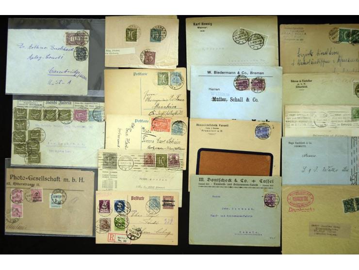 1920/1923, sehr umfangreicher Posten mit geschätzt 1000-1500 Briefen, Karten und Ganzsachen inkl. Dienstmarken-Frankaturen, d