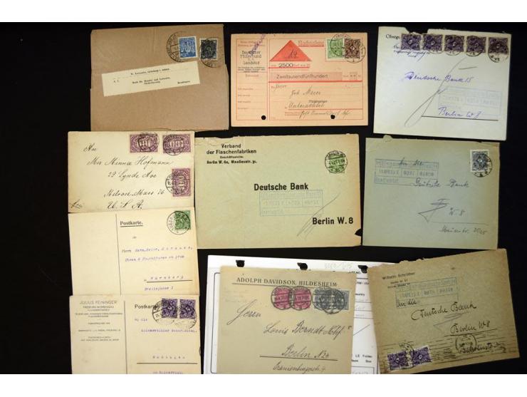 1920/1923, sehr umfangreicher Posten mit geschätzt 1000-1500 Briefen, Karten und Ganzsachen inkl. Dienstmarken-Frankaturen, d