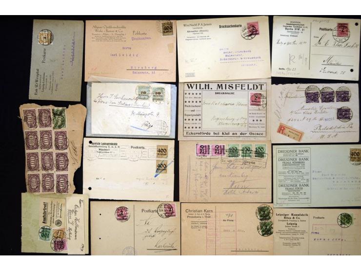 1920/1923, sehr umfangreicher Posten mit geschätzt 1000-1500 Briefen, Karten und Ganzsachen inkl. Dienstmarken-Frankaturen, d