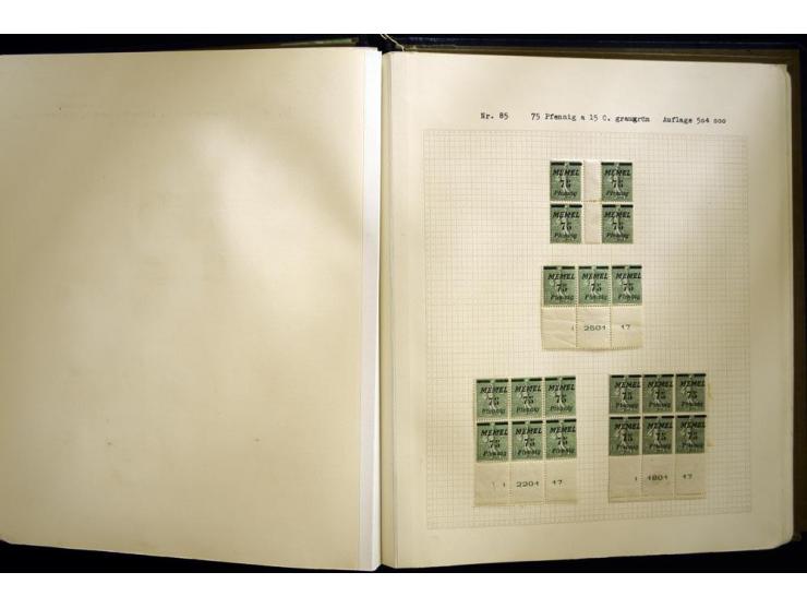 1920/22, vorwiegend ungebrauchte, 4-bändige Spezialsammlung von Druckdaten, Zwischenstegpaare und Millesime, dabei viele Einh