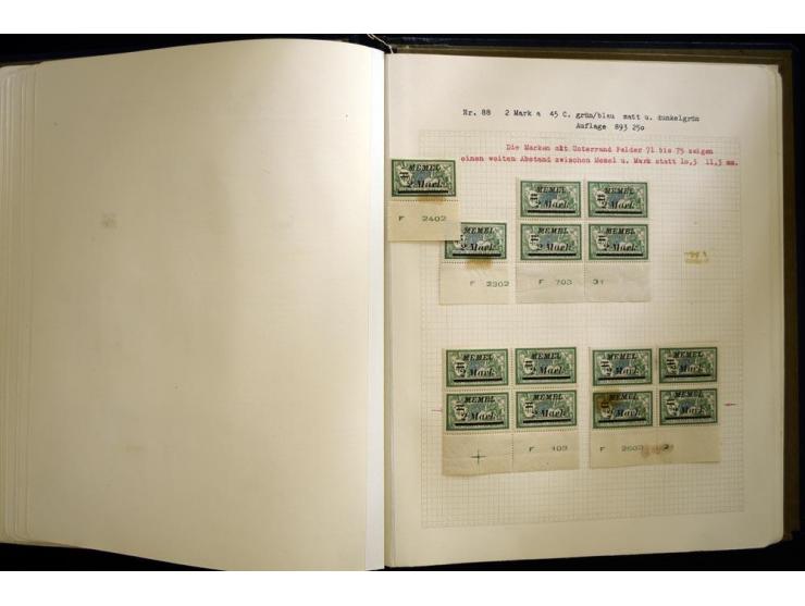 1920/22, vorwiegend ungebrauchte, 4-bändige Spezialsammlung von Druckdaten, Zwischenstegpaare und Millesime, dabei viele Einh