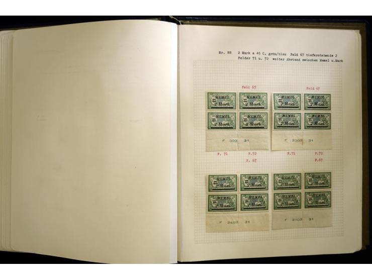 1920/22, vorwiegend ungebrauchte, 4-bändige Spezialsammlung von Druckdaten, Zwischenstegpaare und Millesime, dabei viele Einh