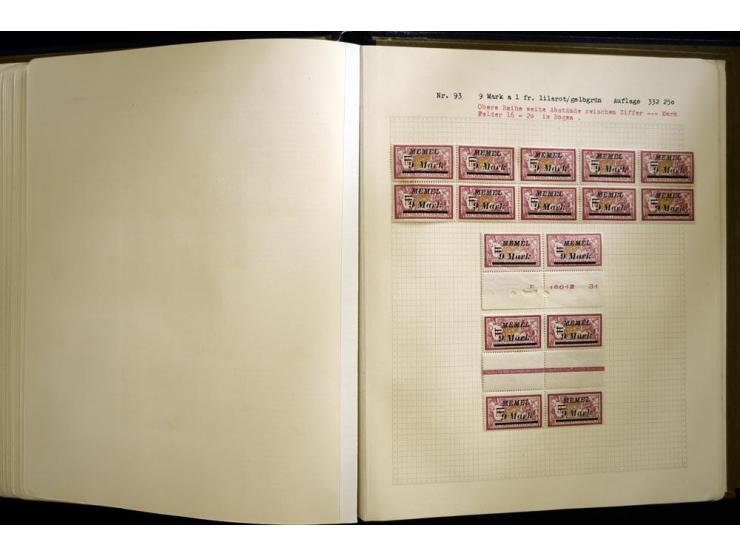 1920/22, vorwiegend ungebrauchte, 4-bändige Spezialsammlung von Druckdaten, Zwischenstegpaare und Millesime, dabei viele Einh