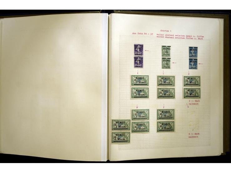 1920/22, vorwiegend ungebrauchte, 4-bändige Spezialsammlung von Druckdaten, Zwischenstegpaare und Millesime, dabei viele Einh